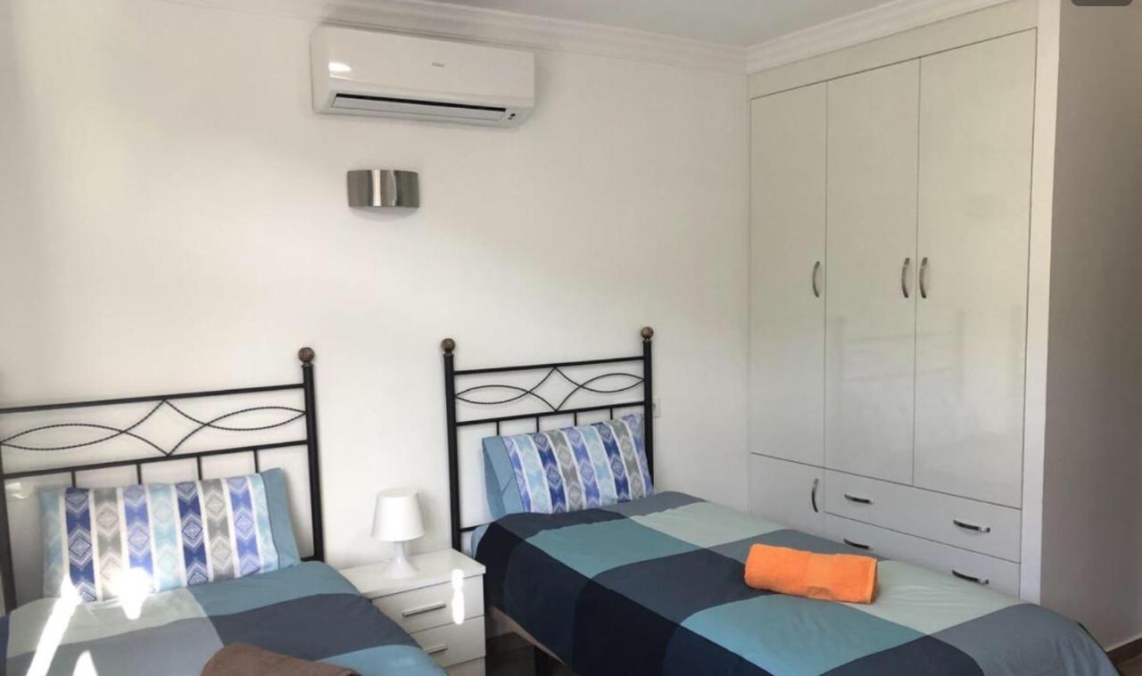 Apartamentos Acoran Mogán Екстериор снимка